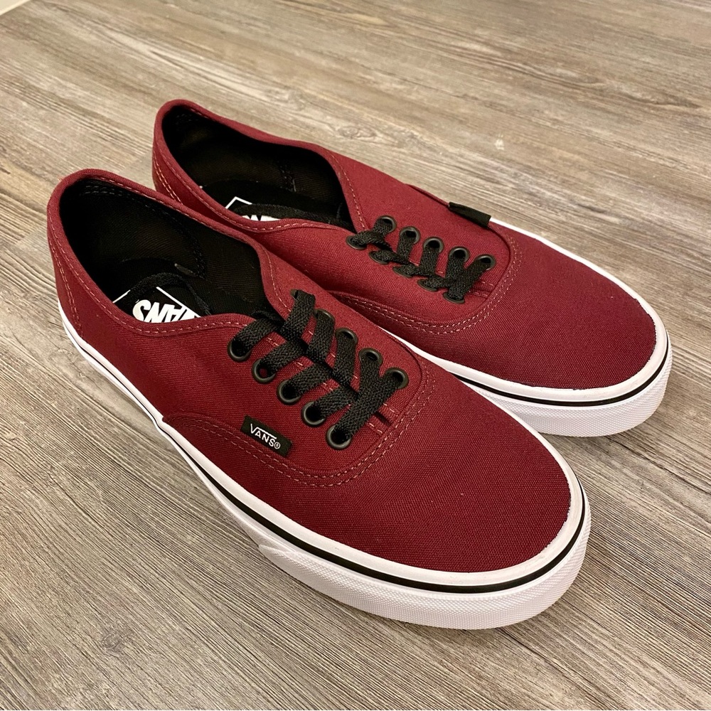 Vans Authentic in Port Royale/Black